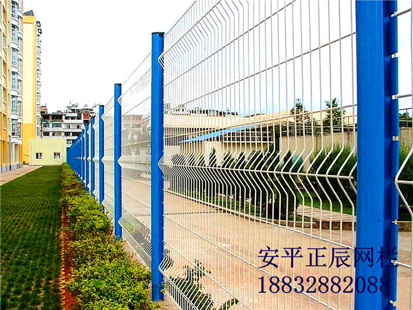 圍欄網03.jpg