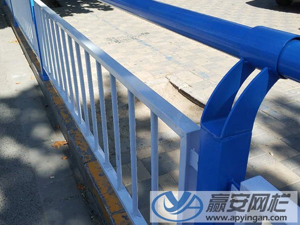 市政道路護(hù)欄