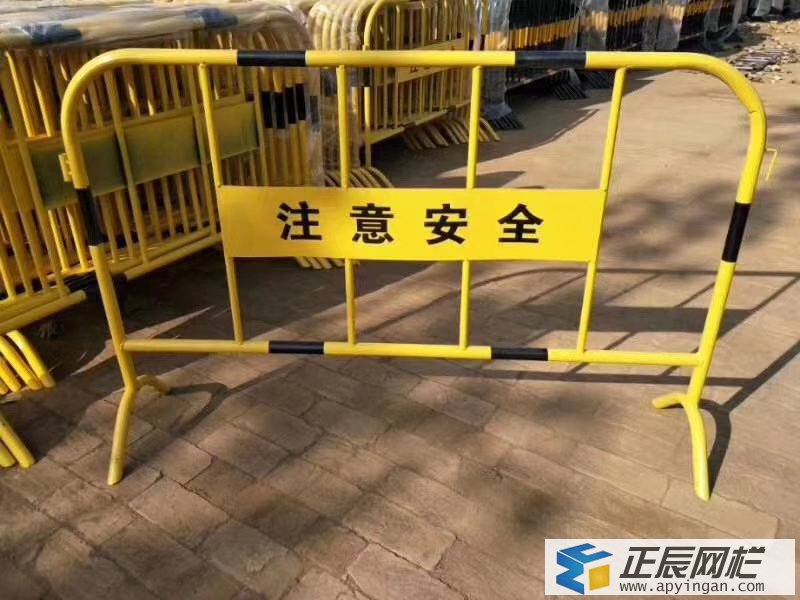 鐵馬護(hù)欄