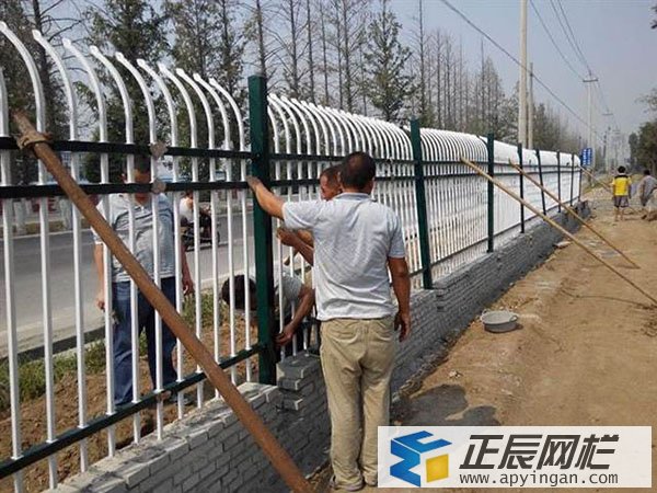 南昌鋅鋼護欄