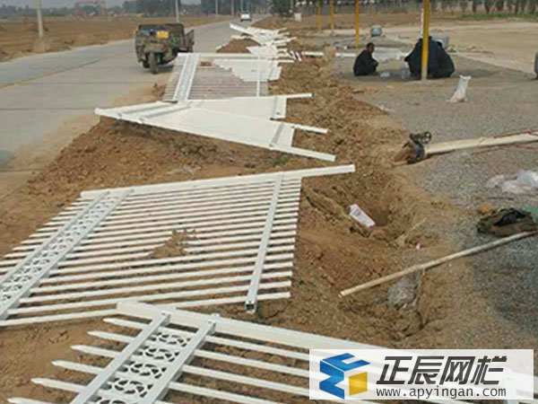 鋼塑鋅鋼護欄