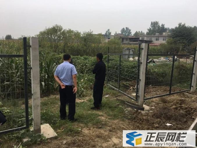 鐵路線路柵欄